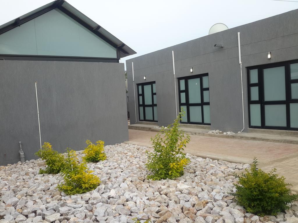 Tsumeb Guesthouse Kamho 外观 照片