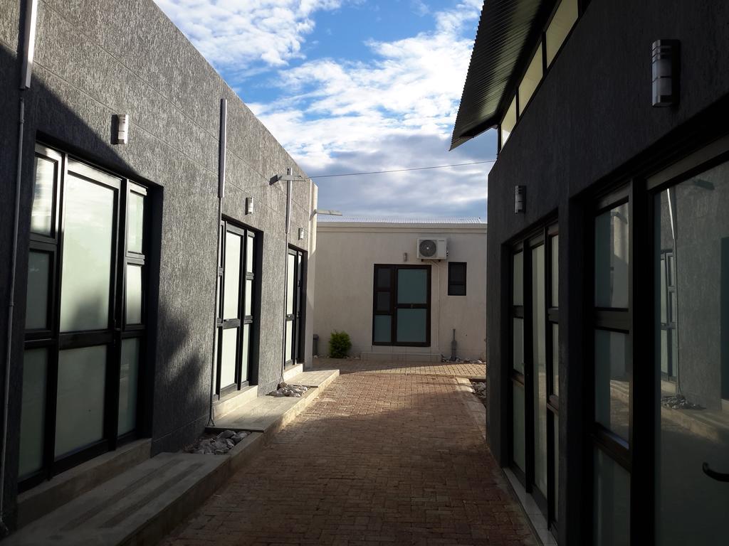 Tsumeb Guesthouse Kamho 外观 照片