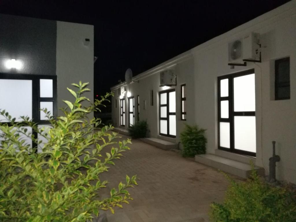 Tsumeb Guesthouse Kamho 外观 照片