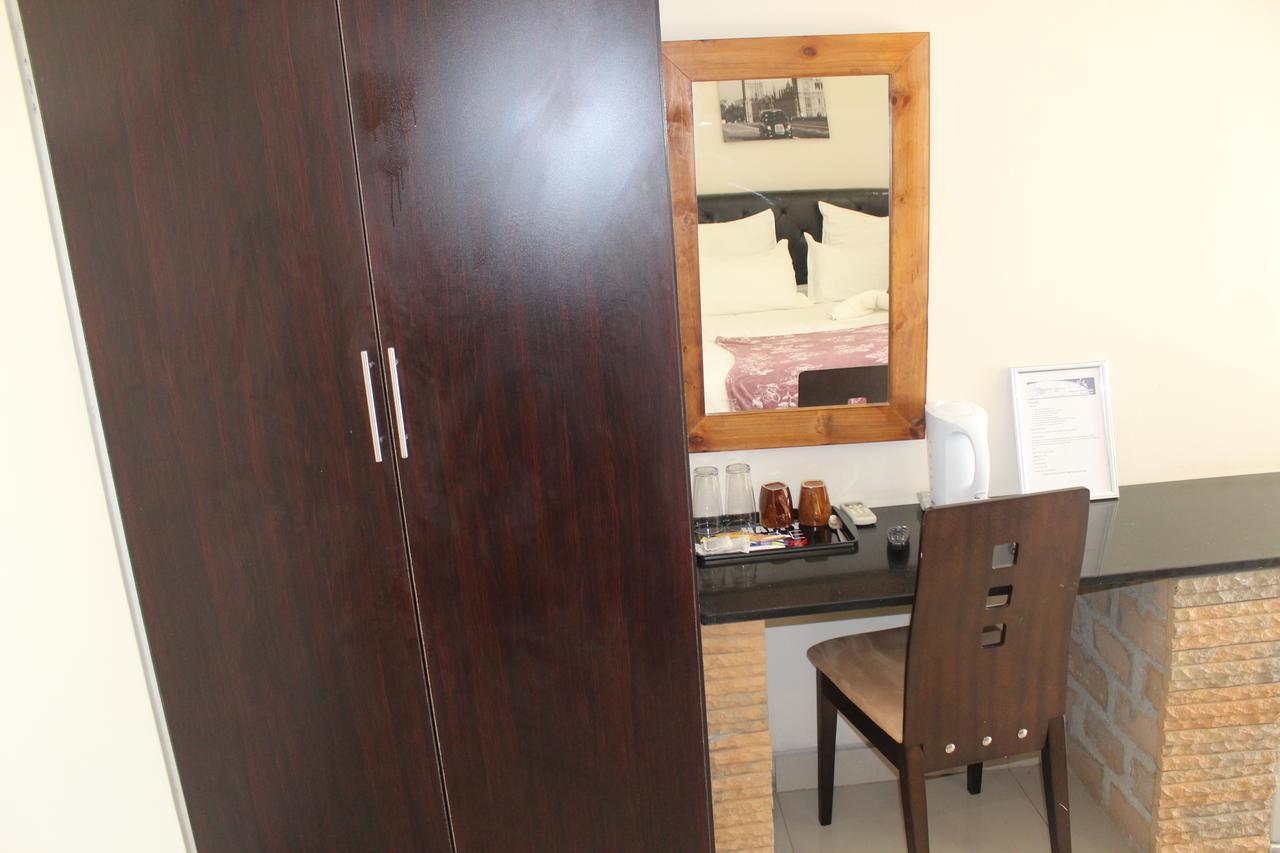 Tsumeb Guesthouse Kamho 外观 照片